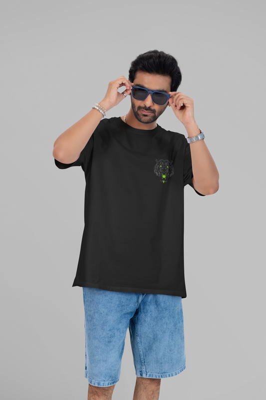 Electric Jungle cat - Oversized Tshirt