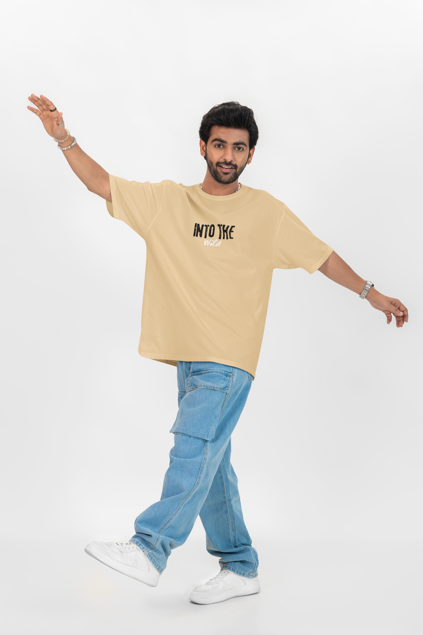 Into the Wild - Oversized Tshirt